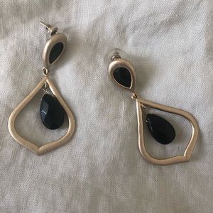Kendra Scott Black Gold Drop Earringd